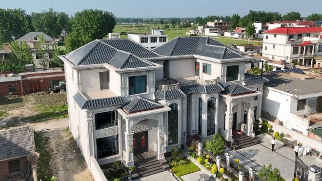 一场由内而外的“豪赌”？艺术涂料品牌开始下场做仿石漆了(图6)