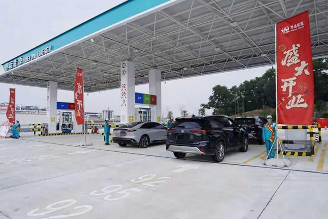 球盟会：20万片“瓦”升级亮相瓦窑岗服务区更智能更温情(图5)